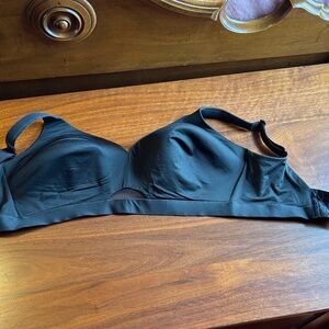 Cacique Black Wireless Smooth-Cup Bra